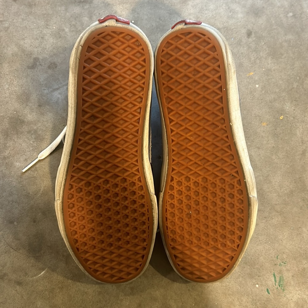 Vans - Picture 5 of 5
